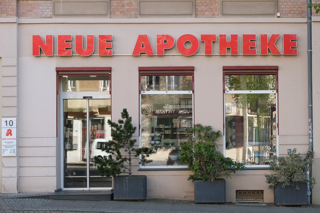 Aussenansicht_schmal Fassade Neue Apotheke Halle (Saale)