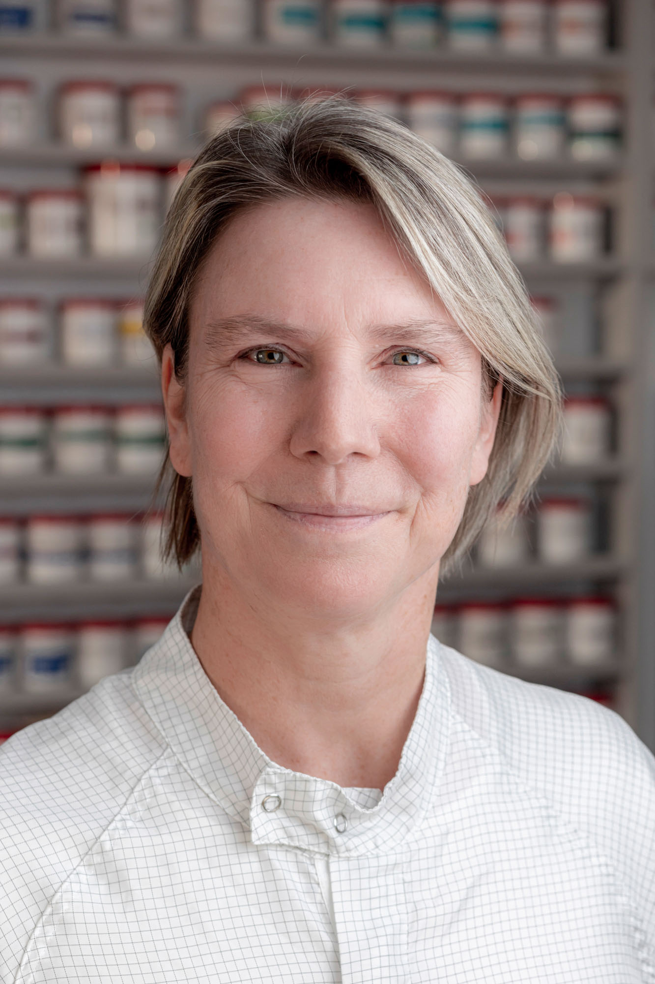 Neue Apotheke_Anja Grothe Fotografie_Team_002 Portrait Jana Möws